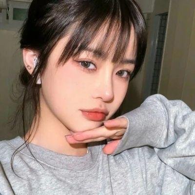 奔跑的修女海报